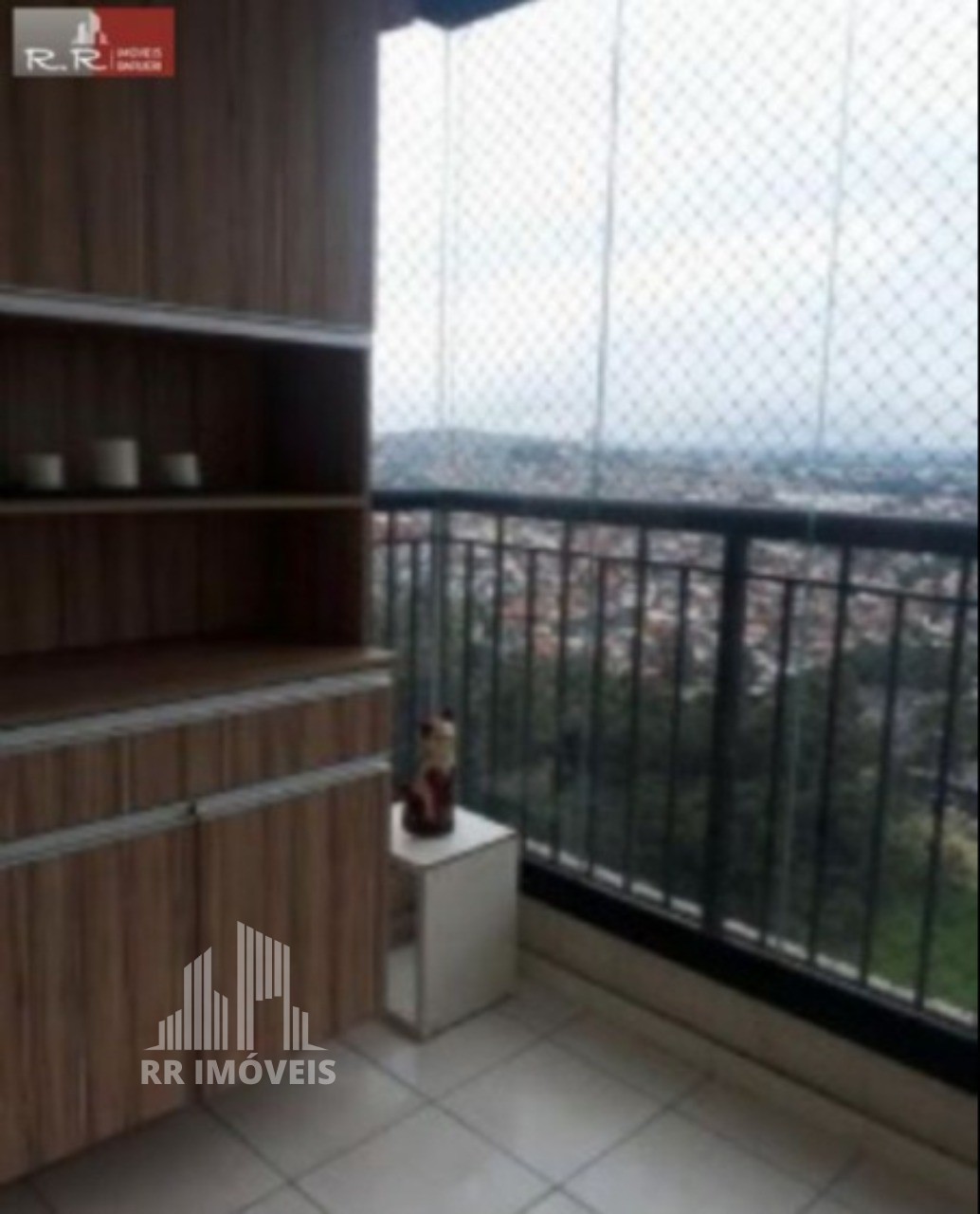 Apartamento à venda com 2 quartos, 68m² - Foto 2