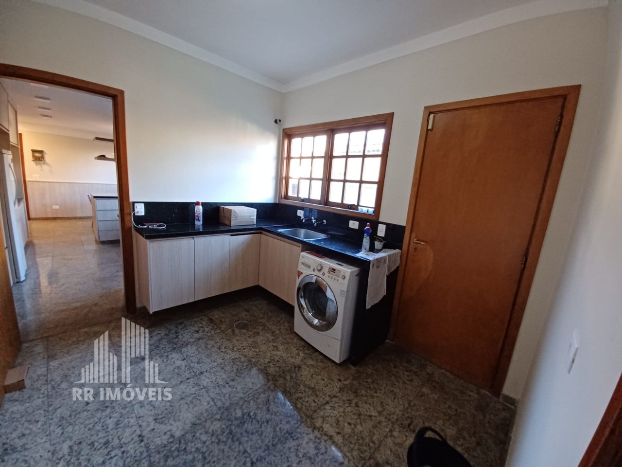 Casa à venda com 4 quartos, 320m² - Foto 10