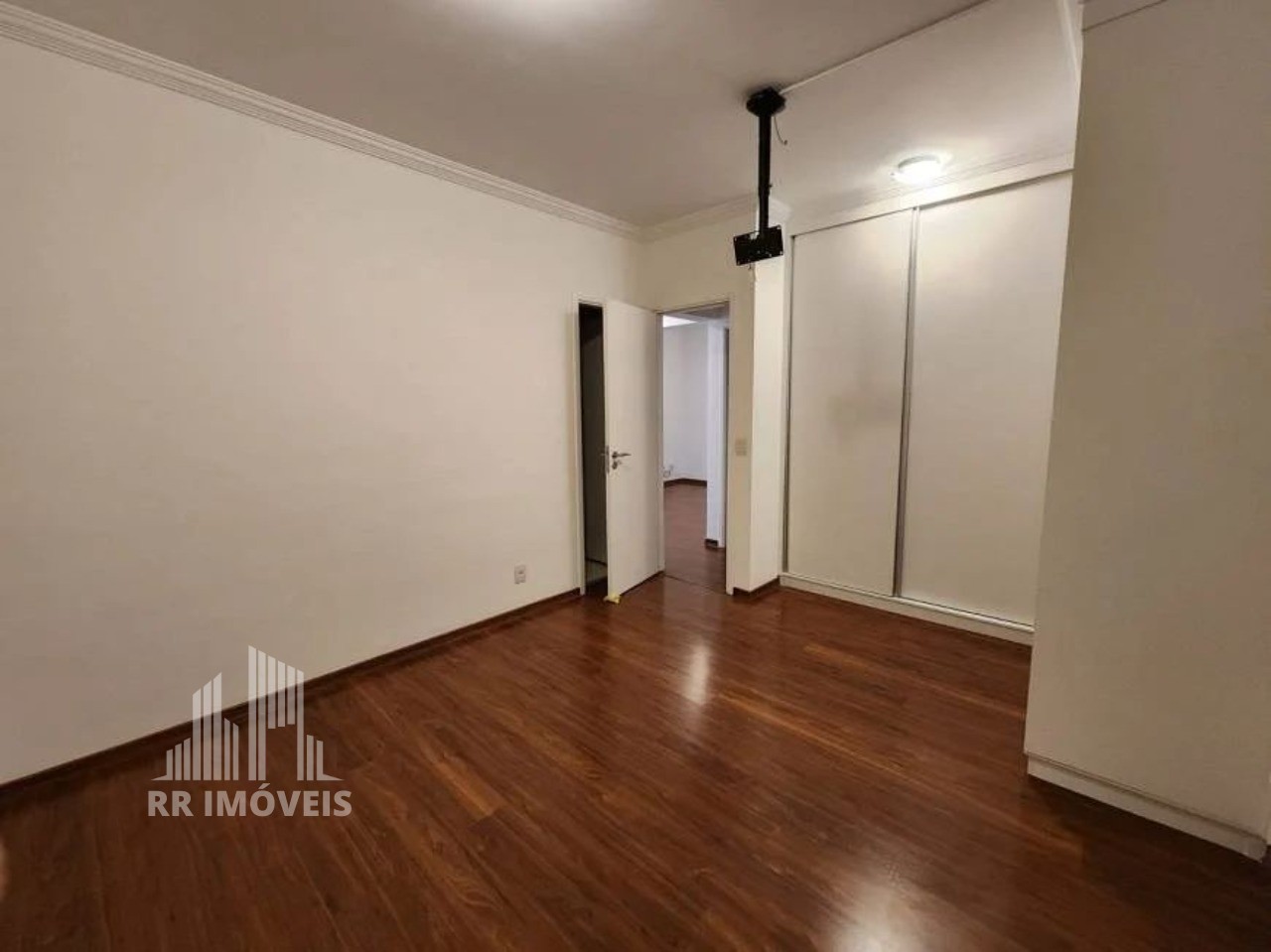 Apartamento à venda com 3 quartos, 107m² - Foto 16