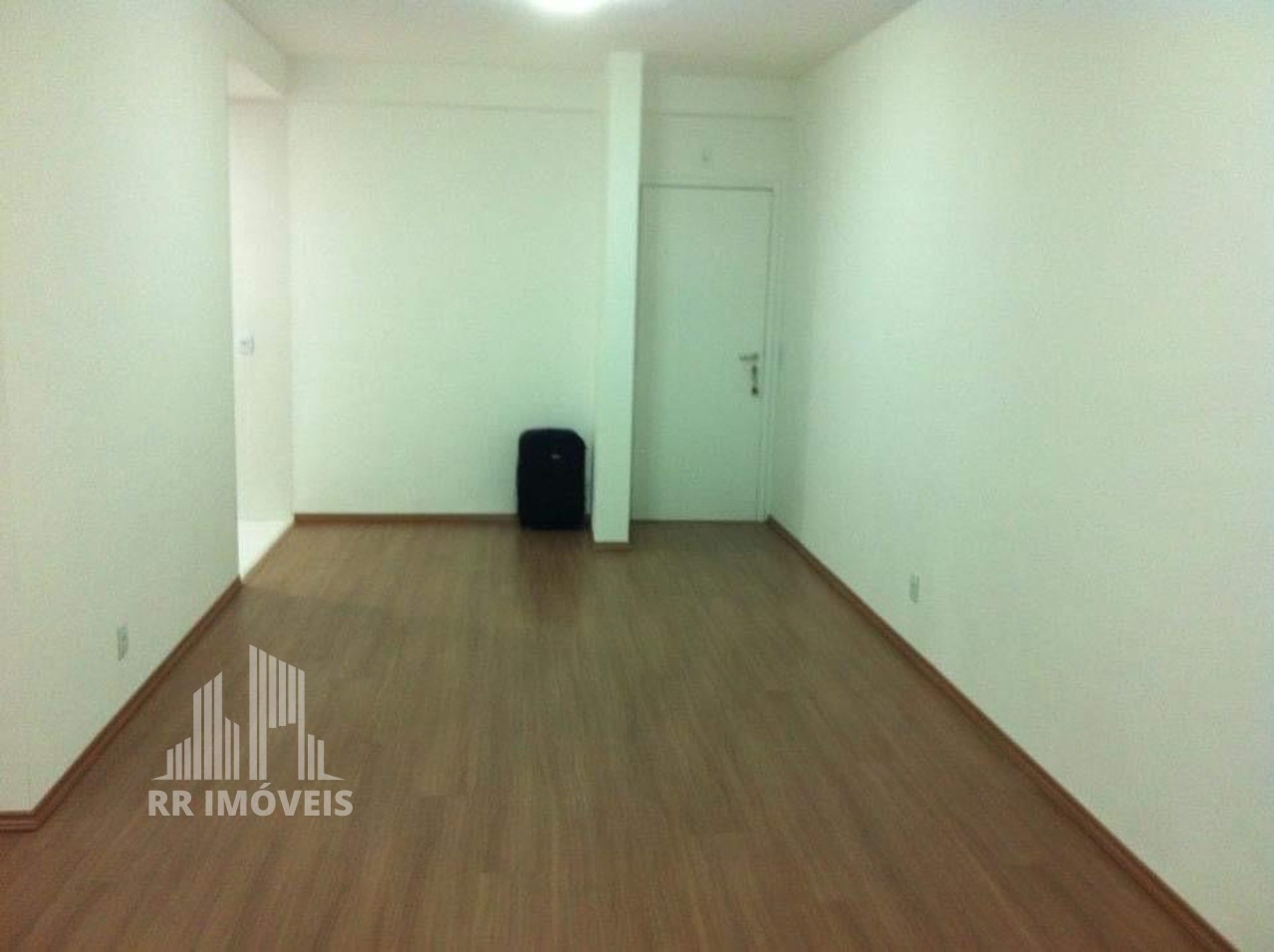 Apartamento à venda com 2 quartos, 73m² - Foto 9