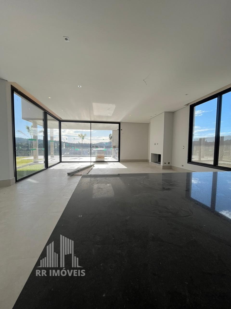 Casa à venda com 4 quartos, 400m² - Foto 7