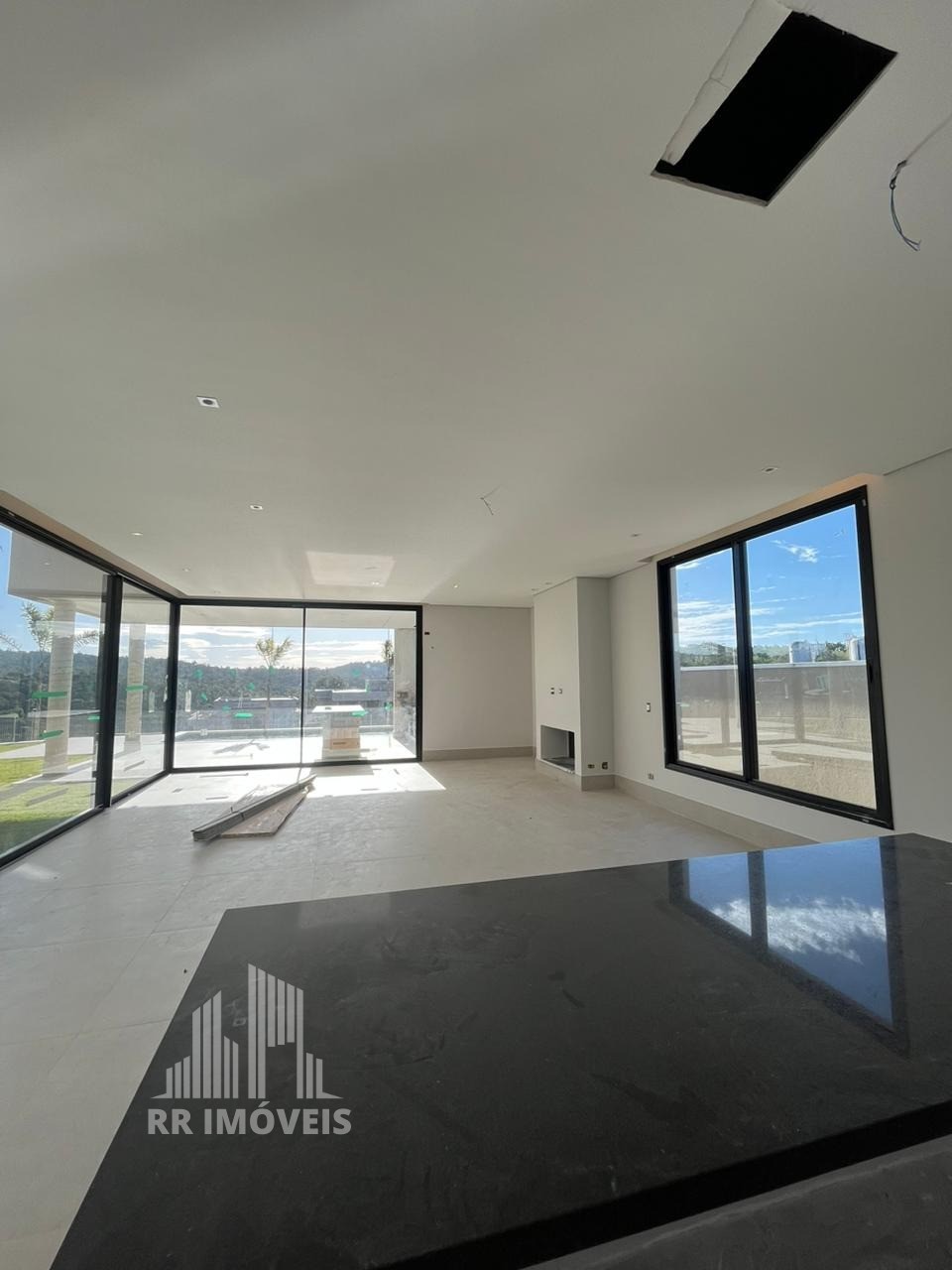 Casa à venda com 4 quartos, 400m² - Foto 5