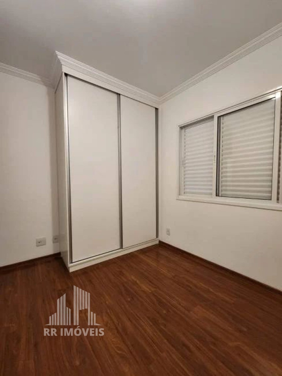 Apartamento à venda com 3 quartos, 107m² - Foto 14