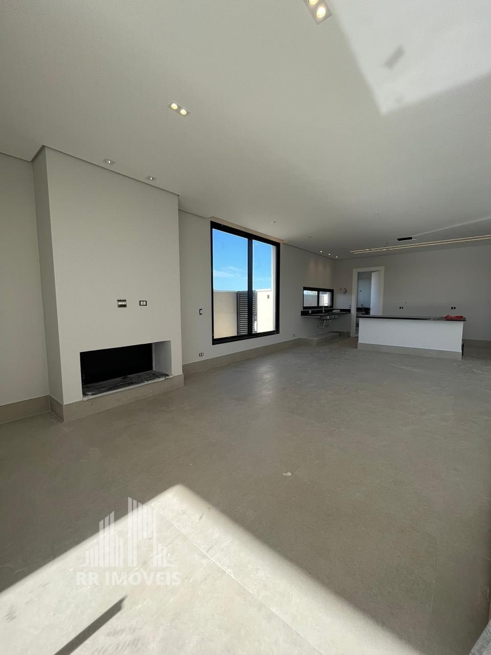 Casa à venda com 4 quartos, 400m² - Foto 4