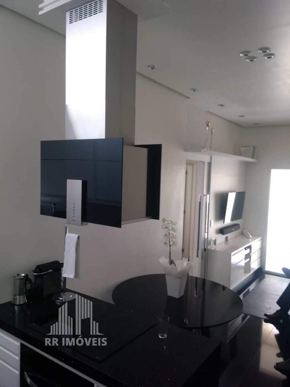 Apartamento à venda com 2 quartos, 72m² - Foto 4