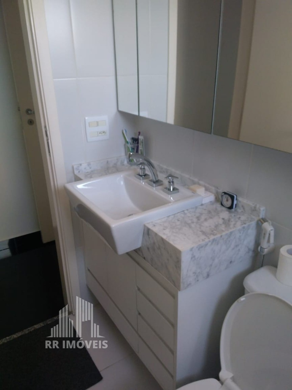 Apartamento à venda com 2 quartos, 72m² - Foto 18