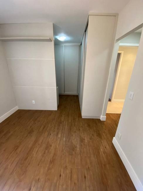 Apartamento à venda com 2 quartos, 107m² - Foto 11