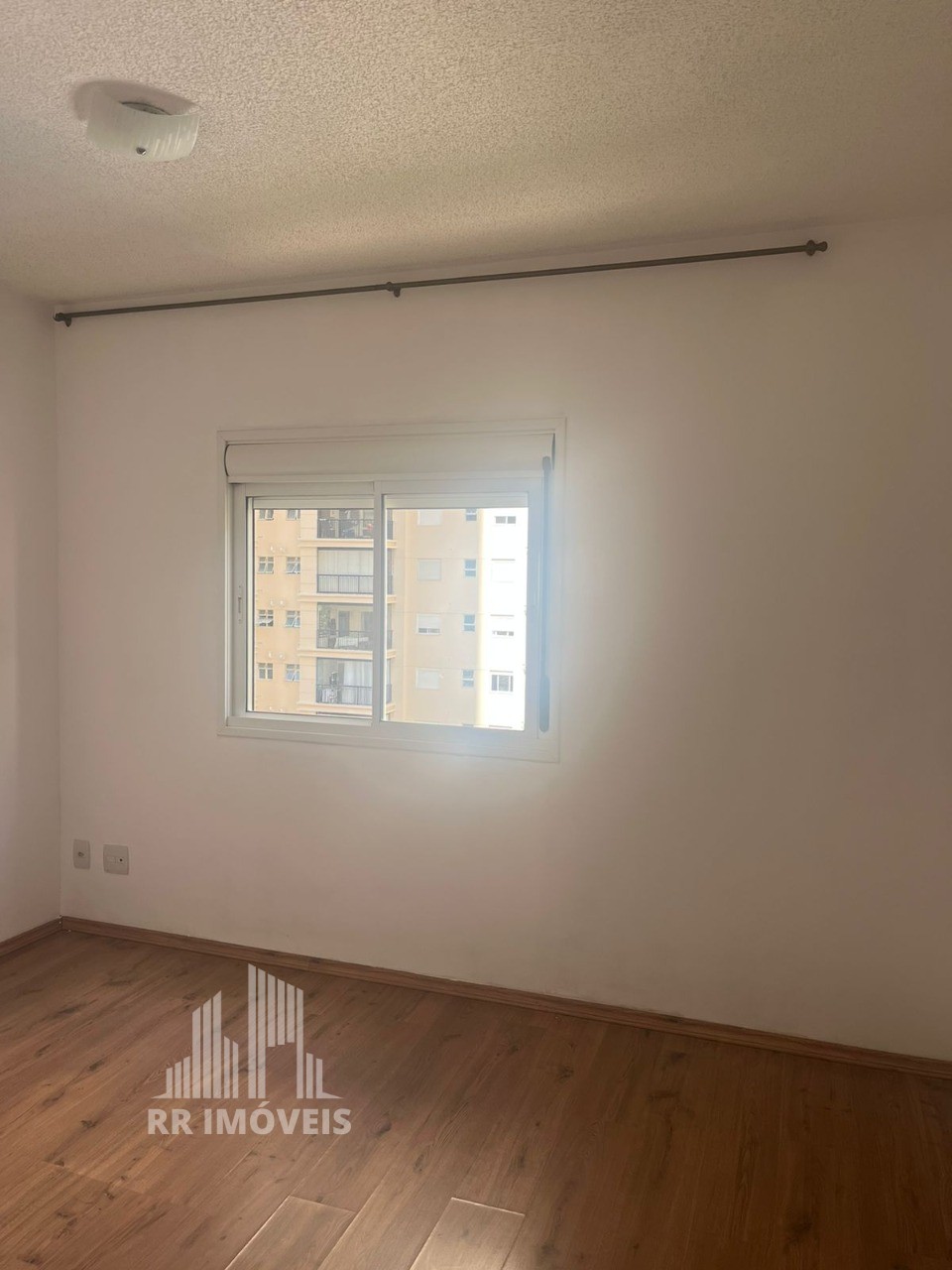 Apartamento à venda com 3 quartos, 87m² - Foto 27