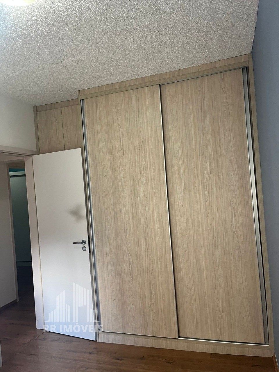 Apartamento à venda com 3 quartos, 87m² - Foto 25