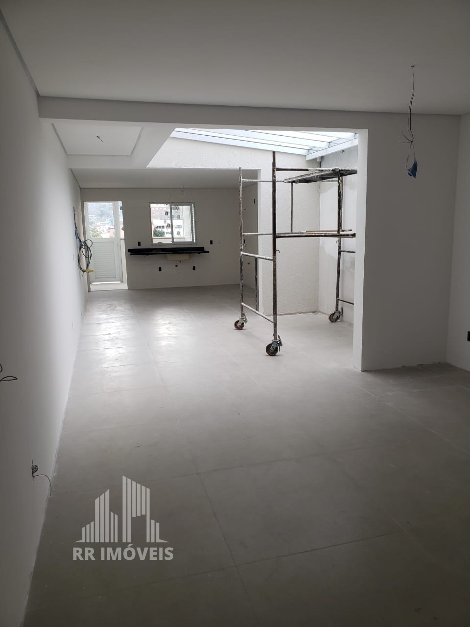 Casa à venda com 3 quartos, 180m² - Foto 3