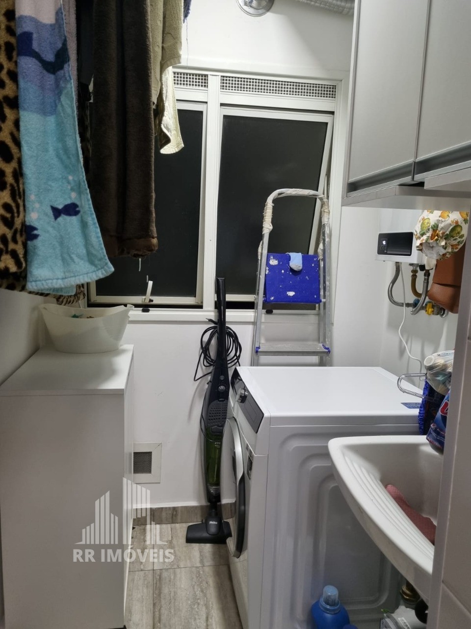 Apartamento à venda com 2 quartos, 68m² - Foto 9