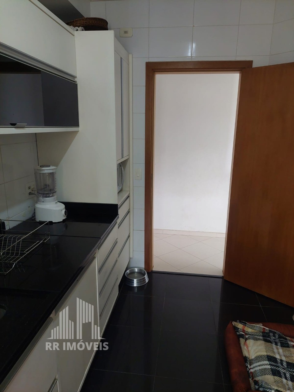 Apartamento à venda com 3 quartos, 122m² - Foto 7