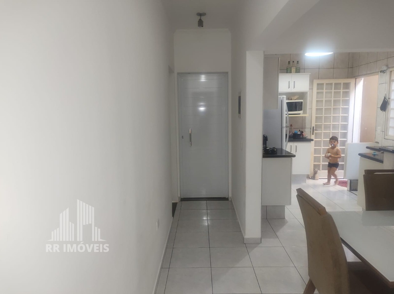 Casa à venda com 3 quartos, 170m² - Foto 4