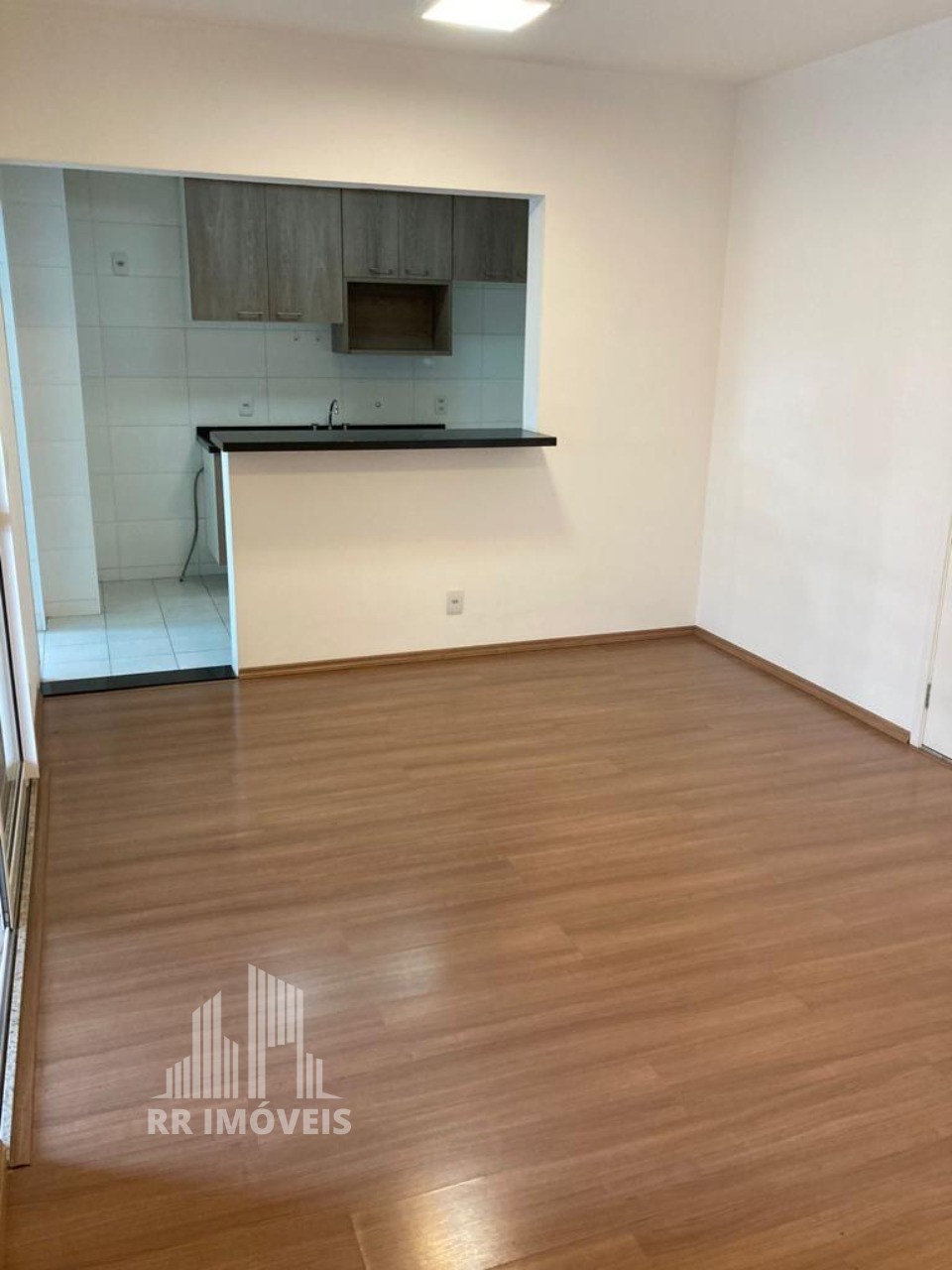 Apartamento à venda com 2 quartos, 79m² - Foto 3