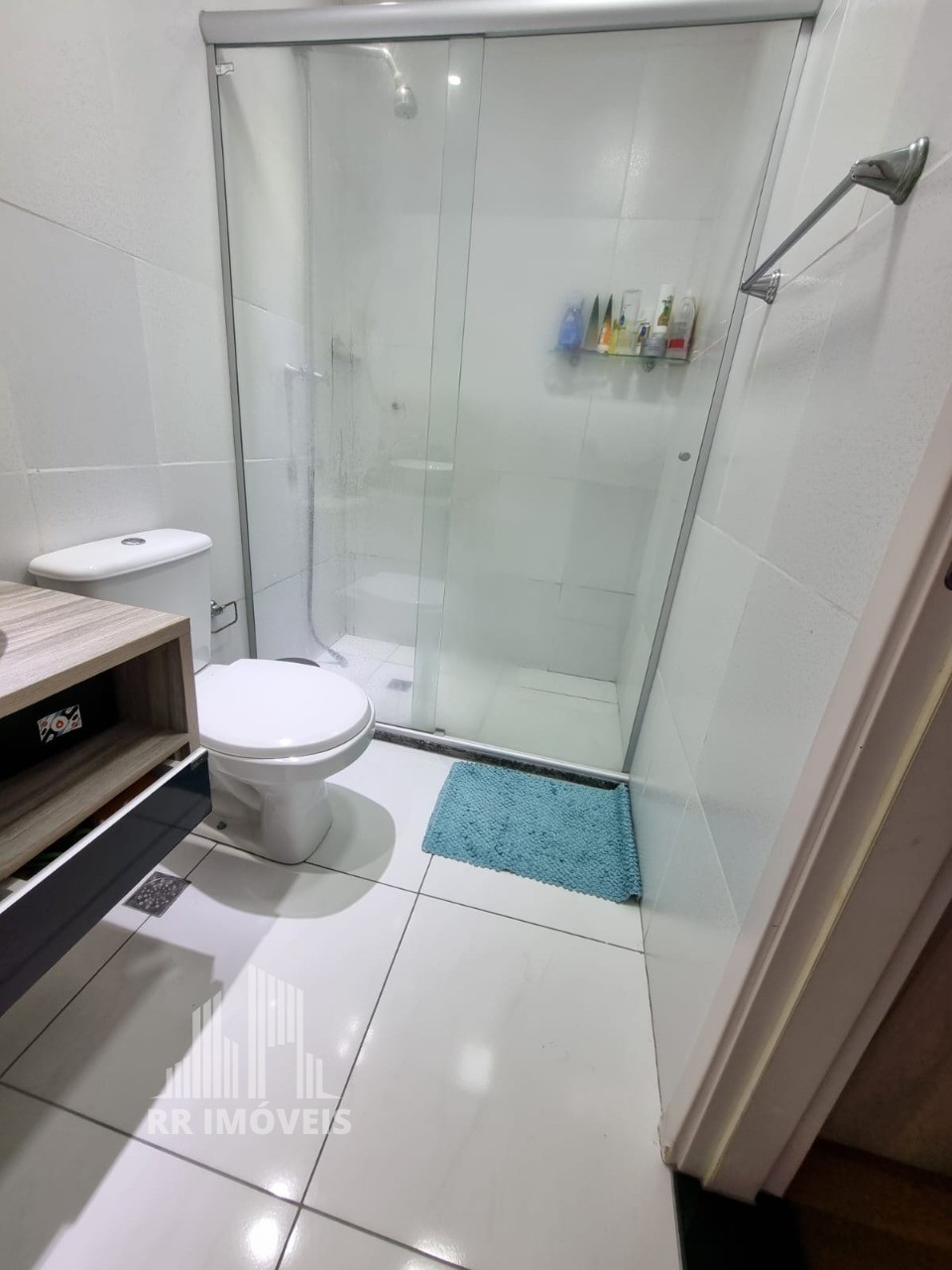 Apartamento à venda com 2 quartos, 68m² - Foto 28