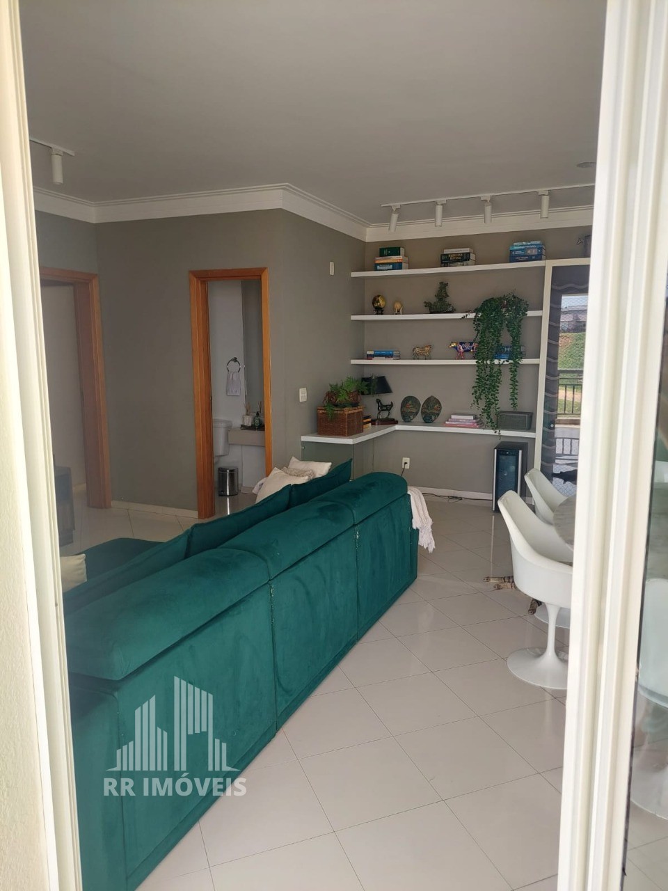 Apartamento à venda com 3 quartos, 122m² - Foto 11