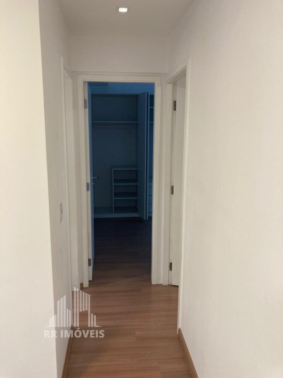 Apartamento à venda com 2 quartos, 79m² - Foto 7