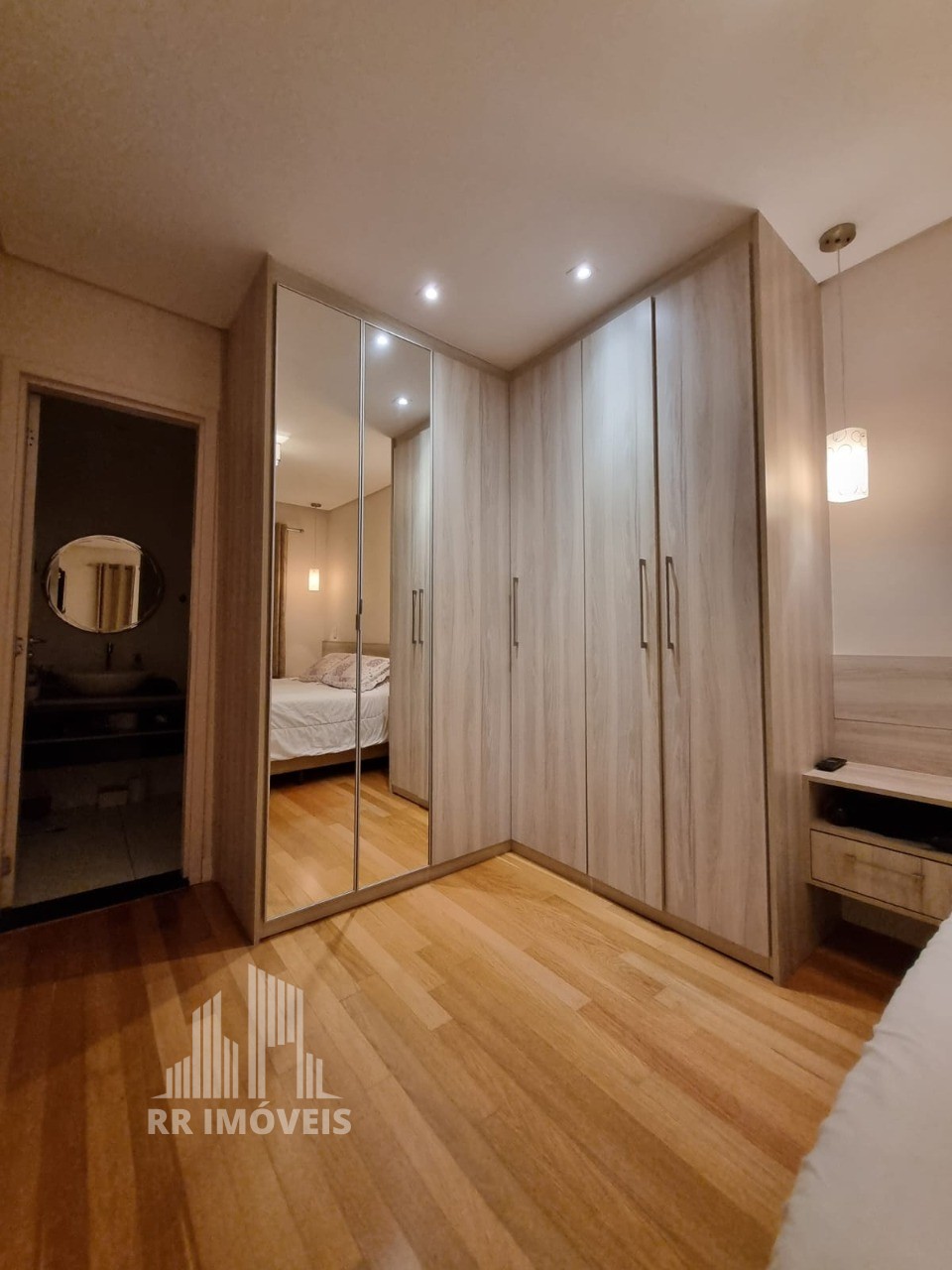 Apartamento à venda com 2 quartos, 68m² - Foto 19