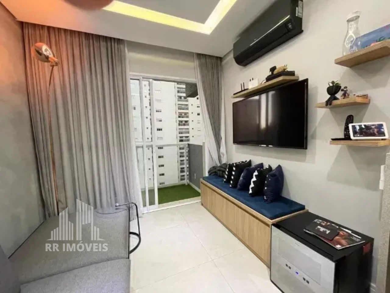 Apartamento à venda com 2 quartos, 67m² - Foto 4