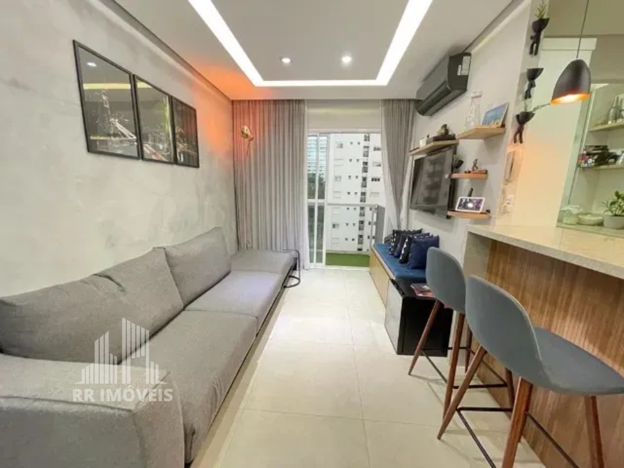 Apartamento à venda com 2 quartos, 67m² - Foto 1