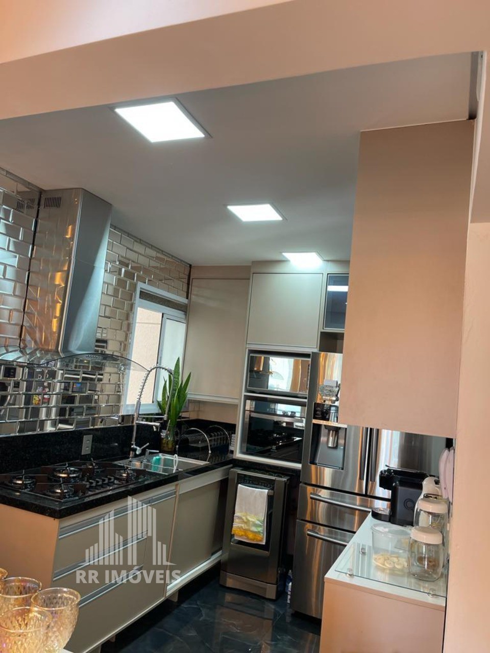 Apartamento à venda com 3 quartos, 85m² - Foto 3