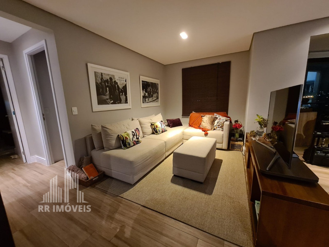 Apartamento à venda com 3 quartos, 87m² - Foto 2