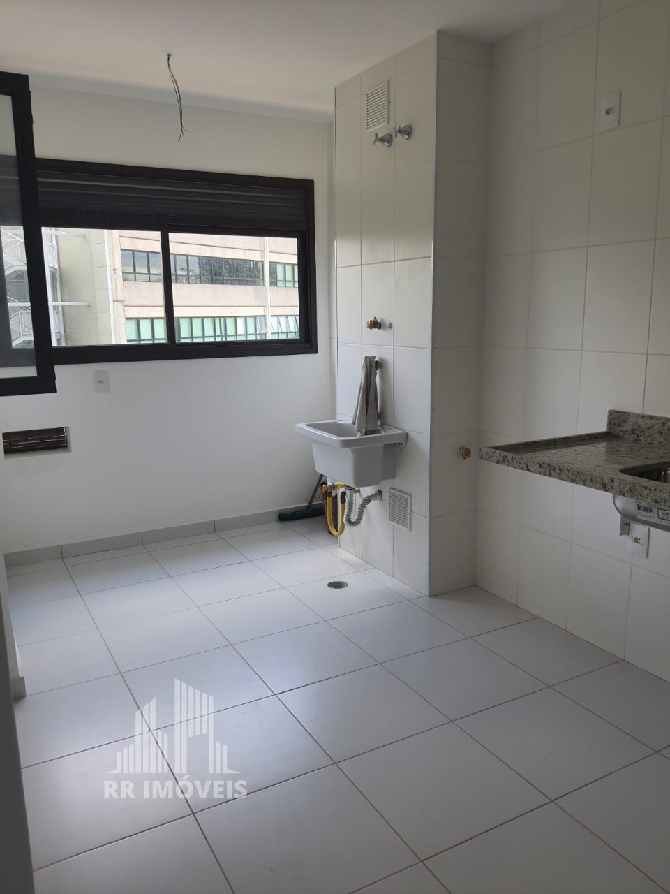 Apartamento à venda com 3 quartos, 120m² - Foto 8