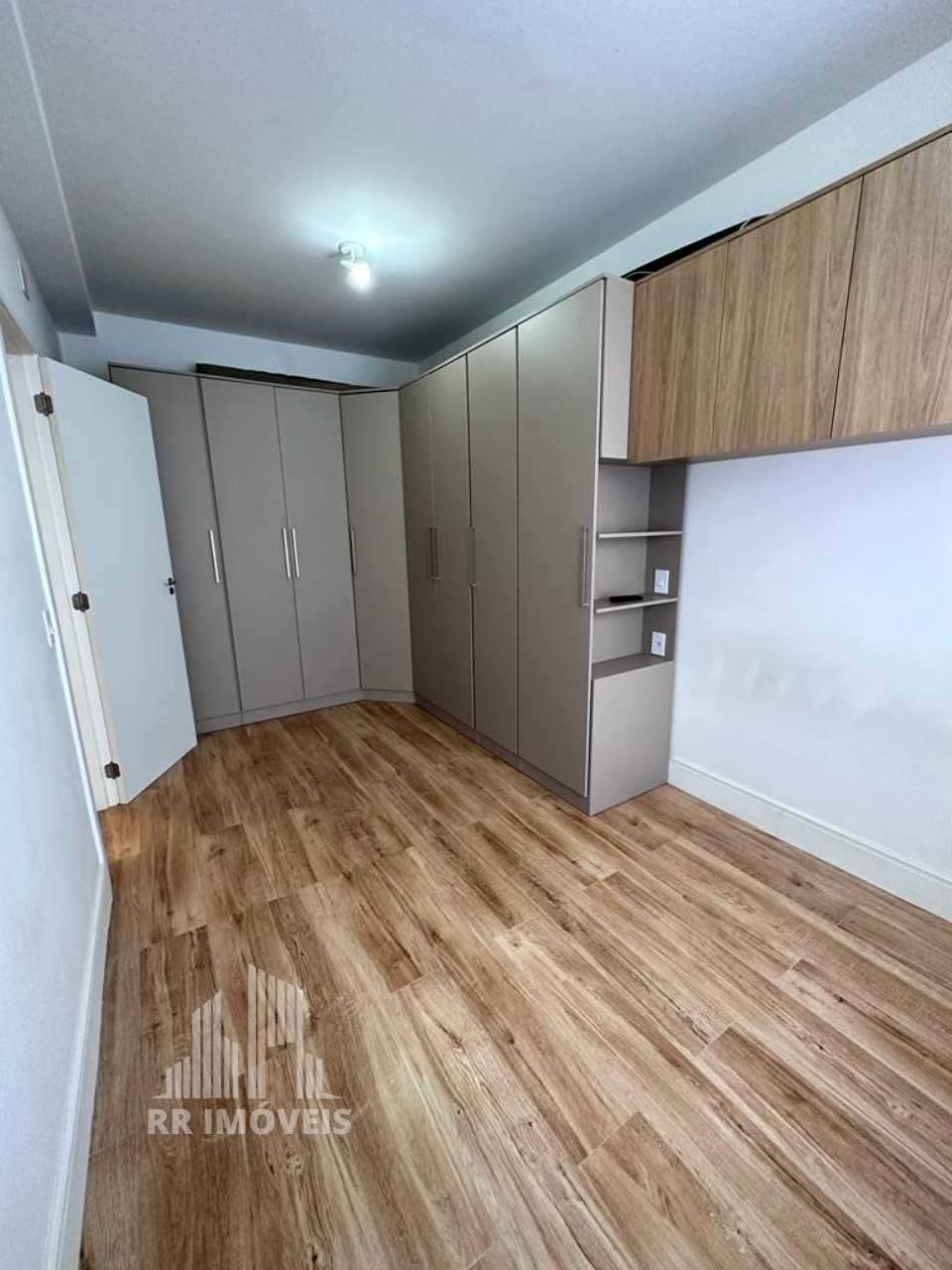 Apartamento à venda com 2 quartos, 54m² - Foto 10