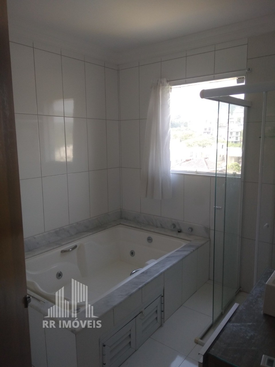 Casa, 4 quartos, 360 m² - Foto 19