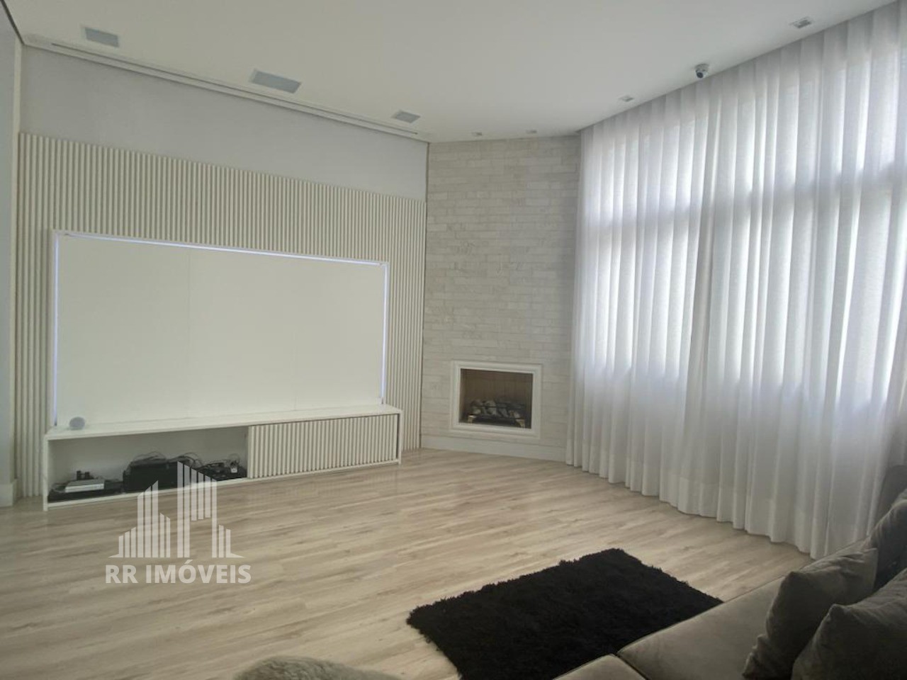 Casa à venda com 4 quartos, 350m² - Foto 13