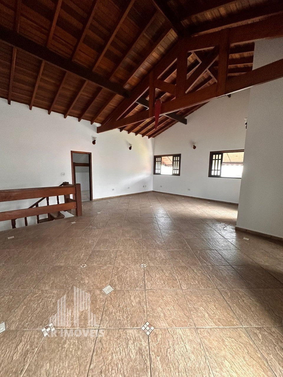 Casa à venda com 2 quartos, 356m² - Foto 10