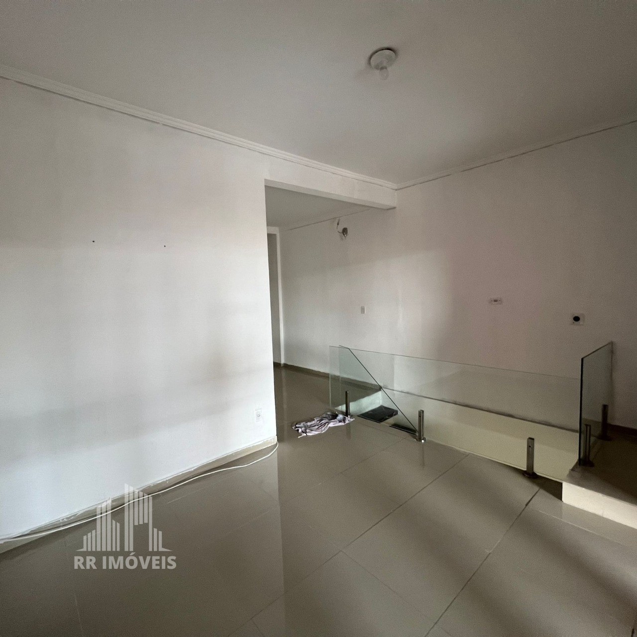 Casa à venda com 2 quartos, 420m² - Foto 14