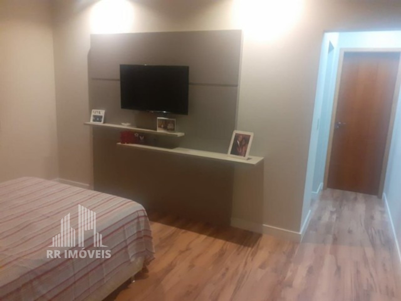 Casa, 3 quartos, 270 m² - Foto 13