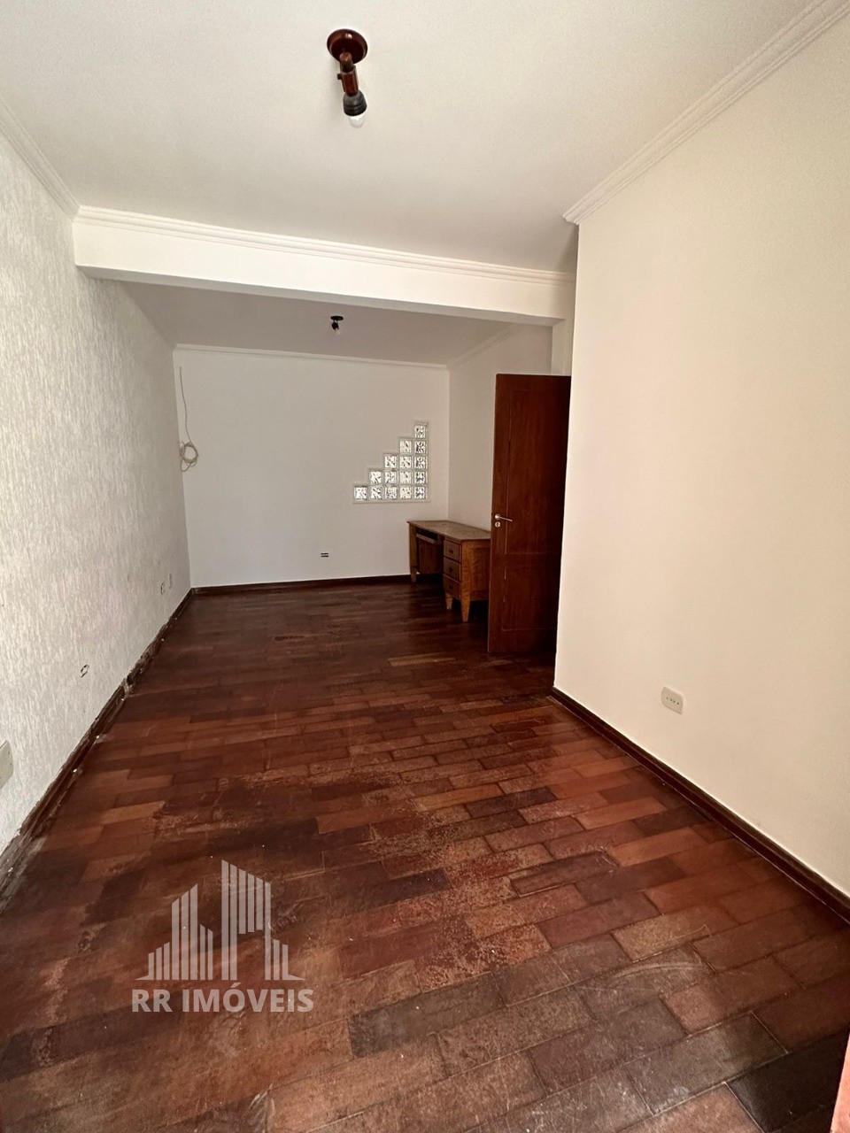 Casa à venda com 2 quartos, 356m² - Foto 7