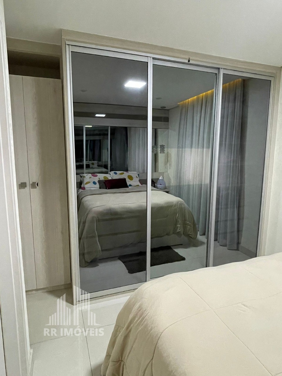 Apartamento à venda com 3 quartos, 87m² - Foto 14