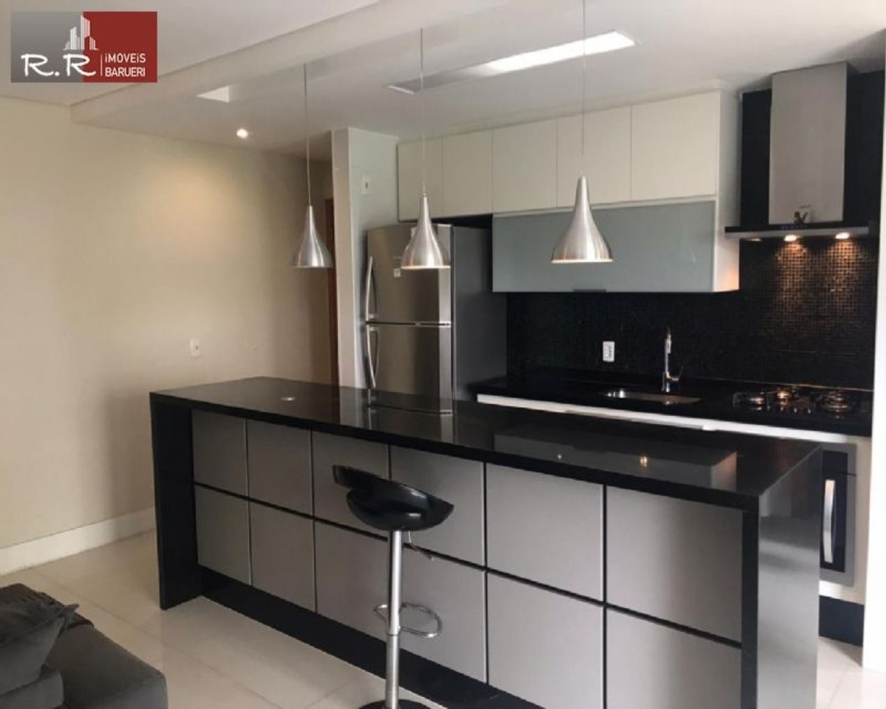 Apartamento à venda com 3 quartos, 94m² - Foto 1