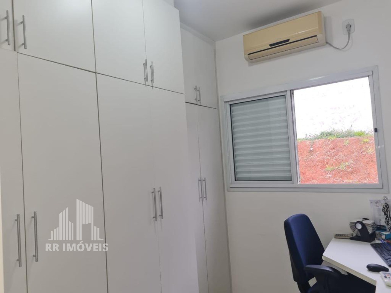 Casa à venda com 3 quartos, 96m² - Foto 13