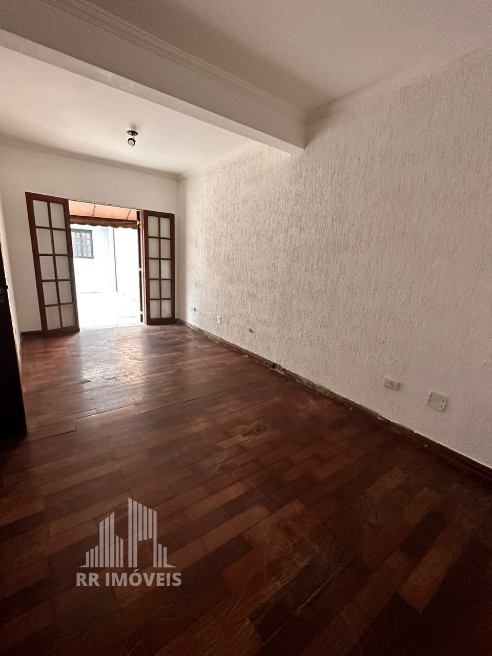 Casa à venda com 2 quartos, 356m² - Foto 8