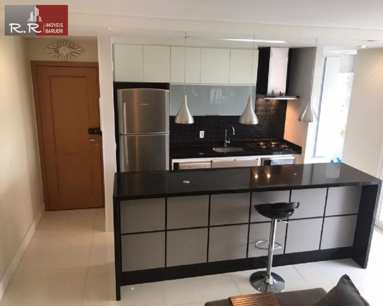 Apartamento à venda com 3 quartos, 94m² - Foto 3