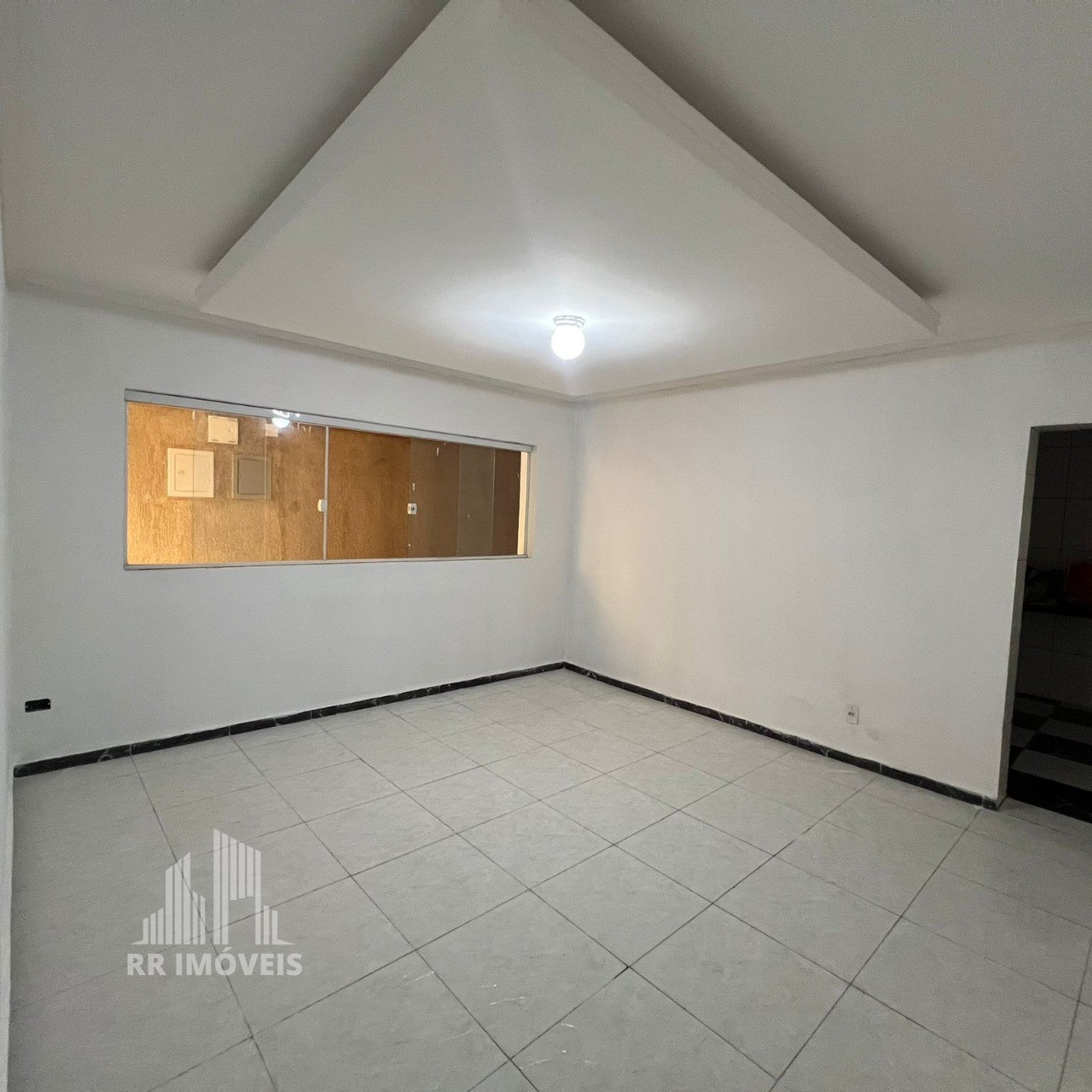 Casa à venda com 2 quartos, 420m² - Foto 4