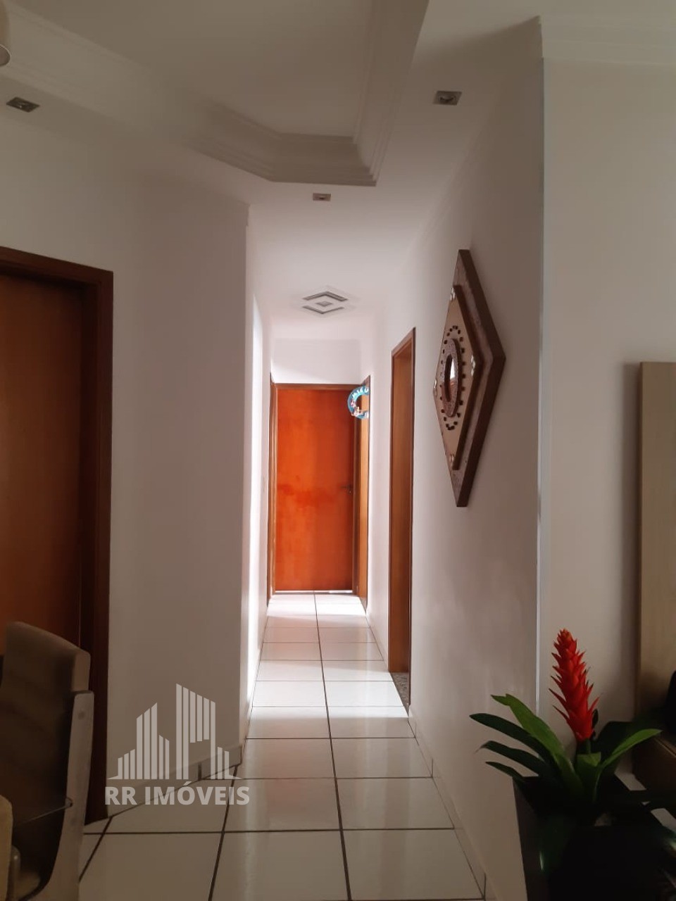 Apartamento à venda com 3 quartos, 75m² - Foto 4