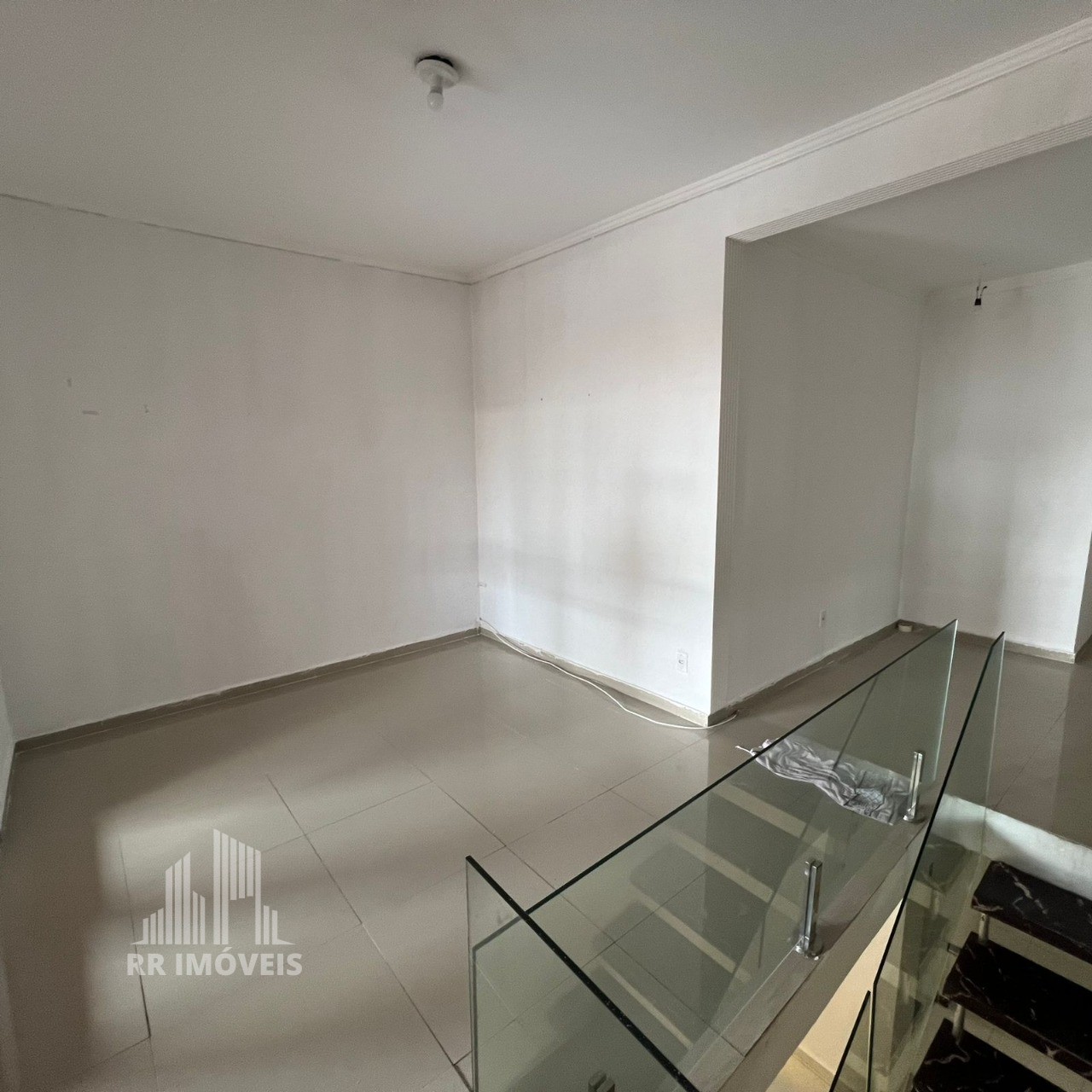 Casa à venda com 2 quartos, 420m² - Foto 17