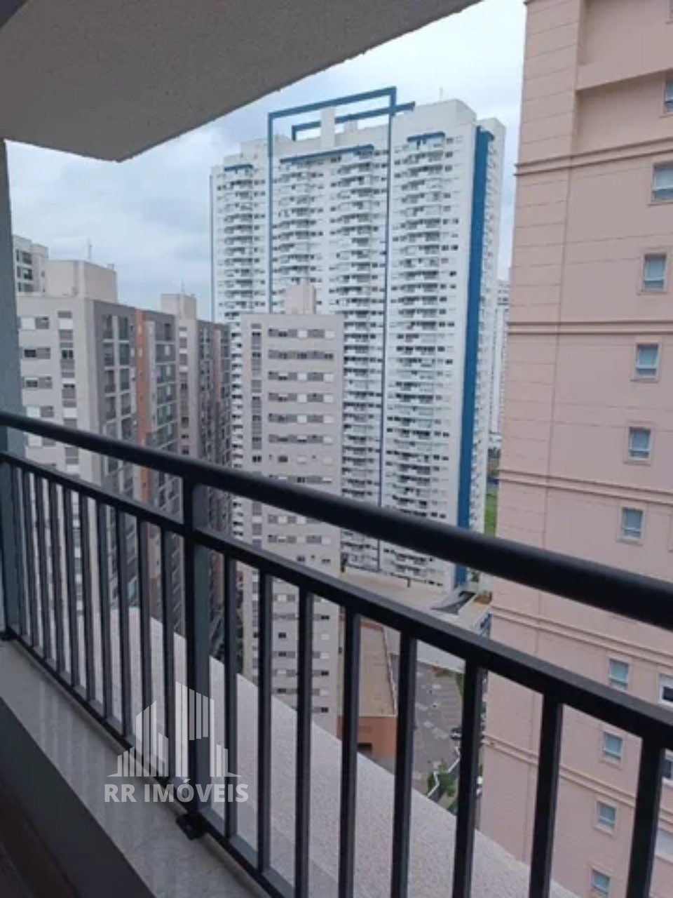 Apartamento à venda com 2 quartos, 69m² - Foto 6