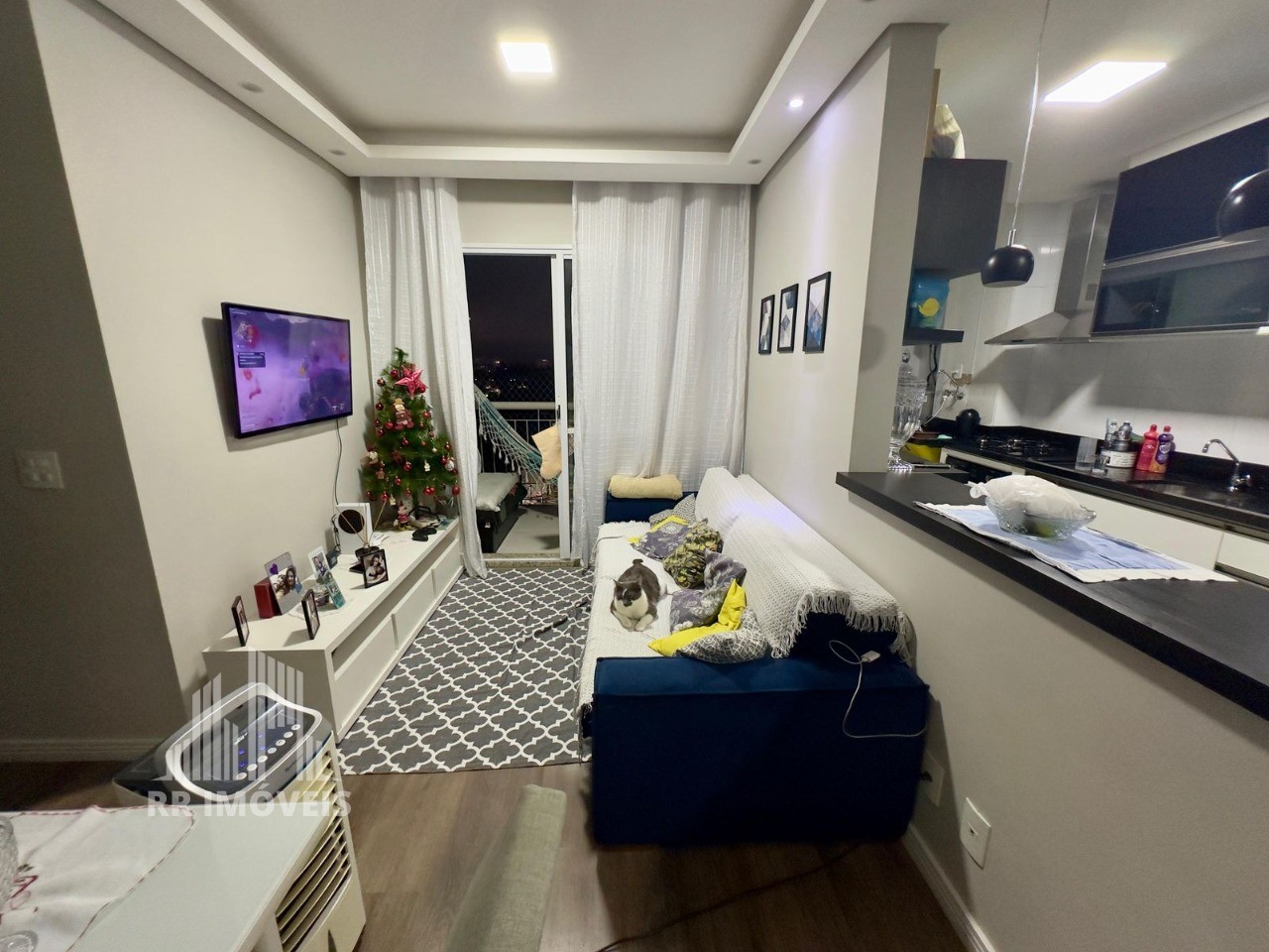 Apartamento à venda com 2 quartos, 57m² - Foto 1