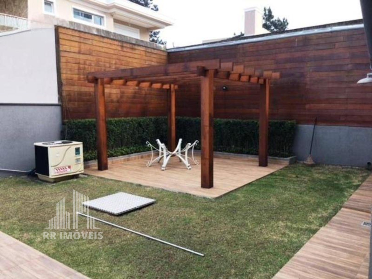 Casa à venda com 4 quartos, 430m² - Foto 25