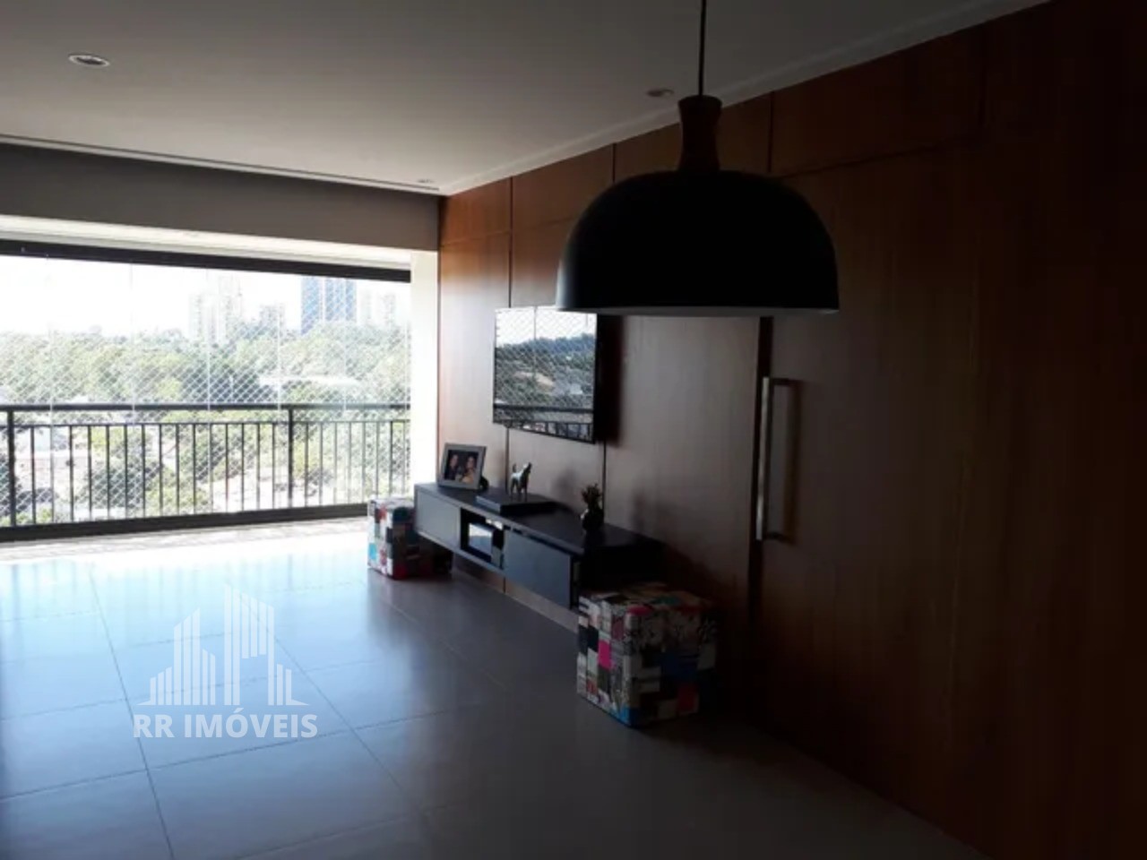 Apartamento à venda com 2 quartos, 82m² - Foto 2