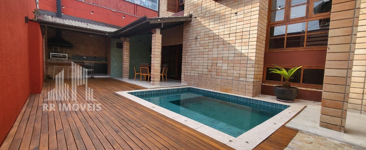 Casa à venda com 4 quartos, 339m² - Foto 5