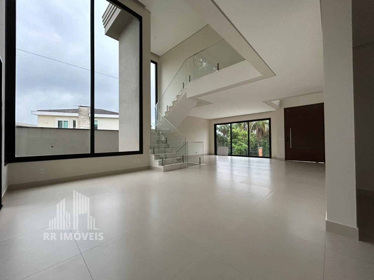 Casa à venda com 4 quartos, 365m² - Foto 15