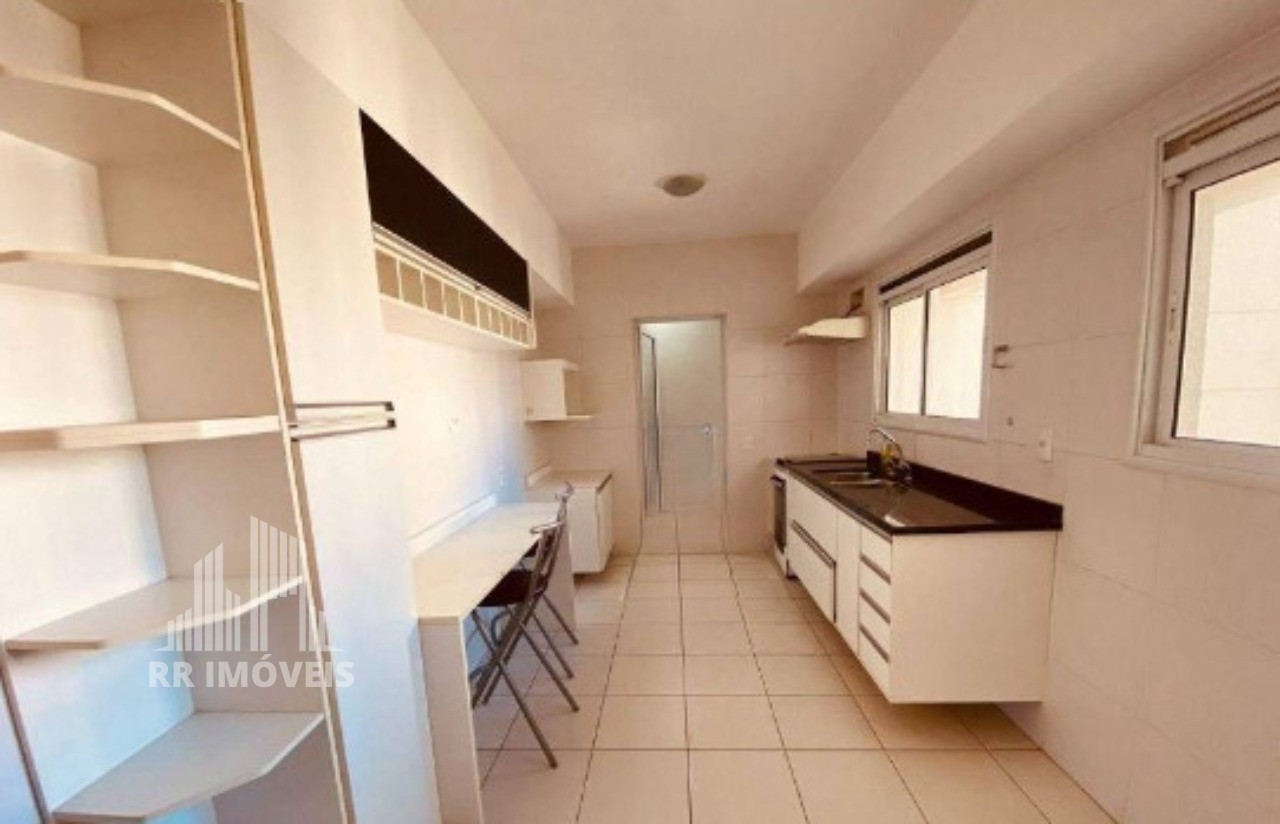 Apartamento à venda com 4 quartos, 212m² - Foto 9