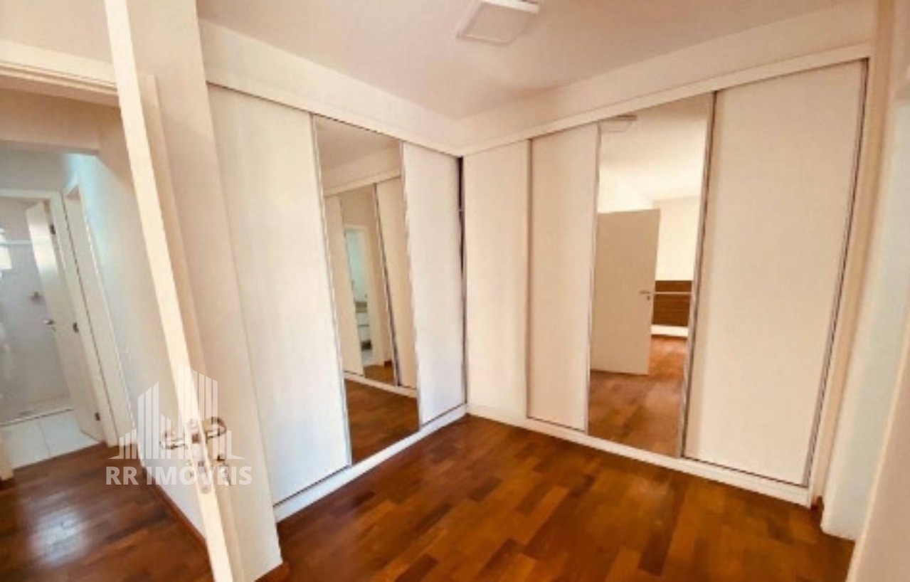 Apartamento à venda com 4 quartos, 212m² - Foto 10